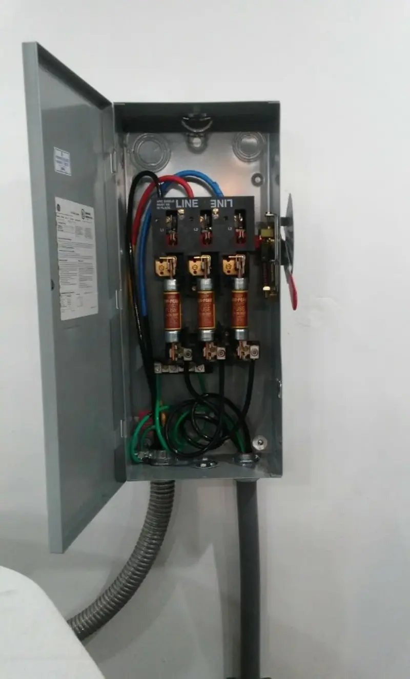 Three-phase disconnect switch installed for Smoke Detector Installation in Holmdel